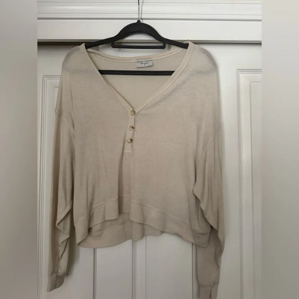 Oversized‎ Cream long sleeve top